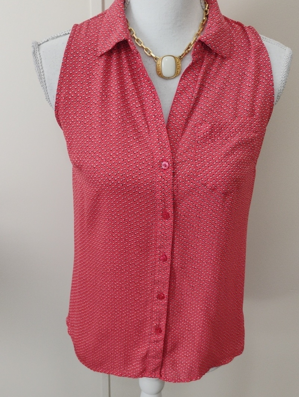 The Limited Coral Pink Sleeveless Button-Front Blouse